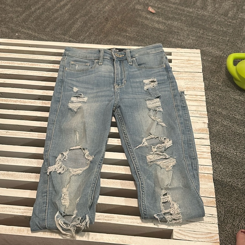 Hollister Distressed Light Jeans 00 Short